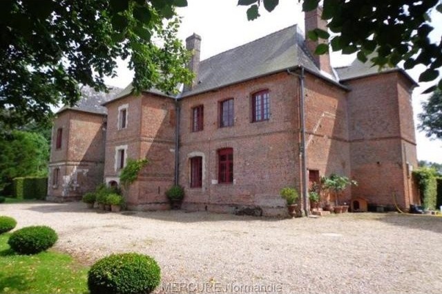 7 bedroom Manor House For Sale: 76270.. - 2
