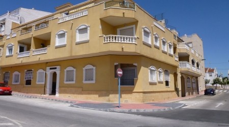 Resale · Apartment · Spain · Costa Bl..