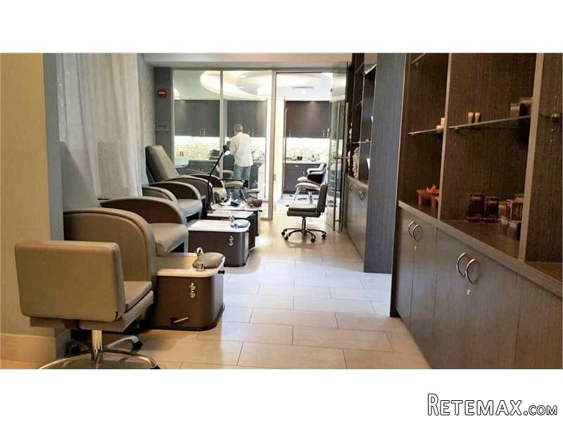 2 bedroom Flat For Sale: 21205 YACHT.. - 2