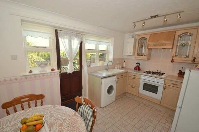 2 bedroom house in Minster On Sea.. - 2