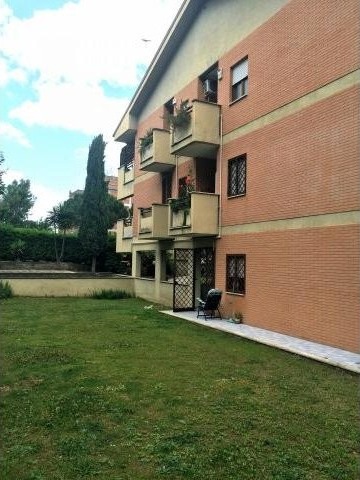 1 Bedroom - Apartment - For Sale - 2