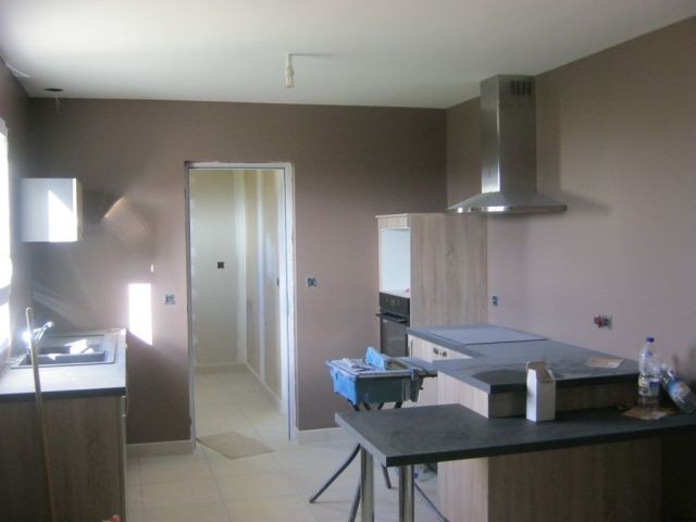 3 bedroom single storey house just.. - 2