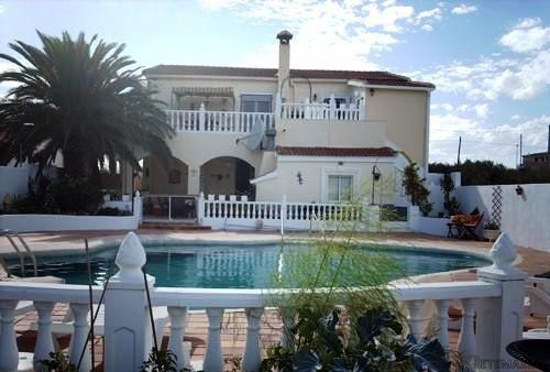 8 Bedroom Villa For Sale, Cela, Oria..
