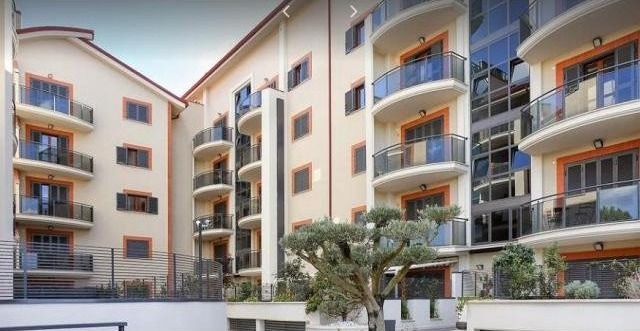 1 Bedroom - Apartment - For Sale