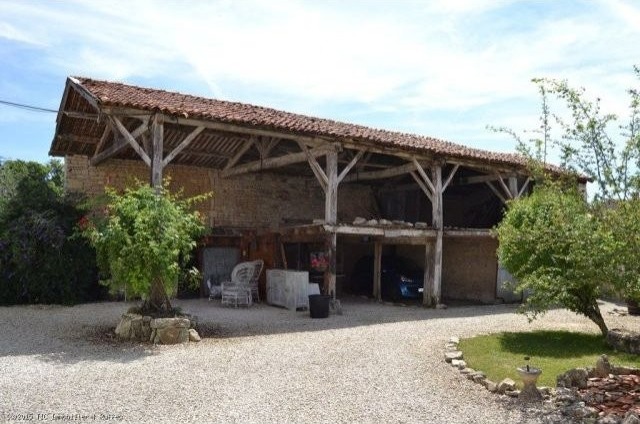 Pretty Stone House With B and B.. - 2