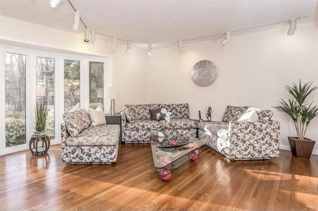 3 bedroom Residence For Sale: Armonk.. - 2