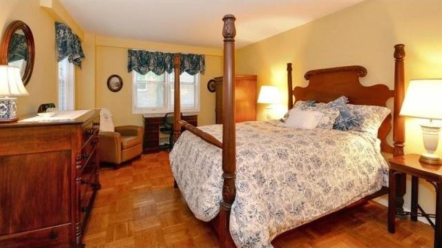 2 bedroom Co-op For Sale: Larchmont.. - 2