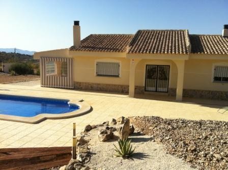 3 bedroom Villa For Sale: Pinoso - 2