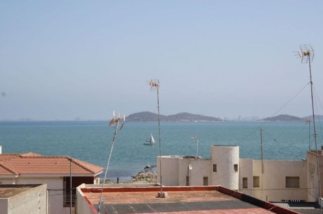 3 Bedroom Duplex Offering Spectacular..