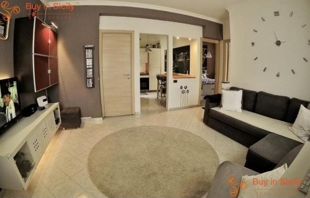 2 bedroom Apartment For Sale: VIA..