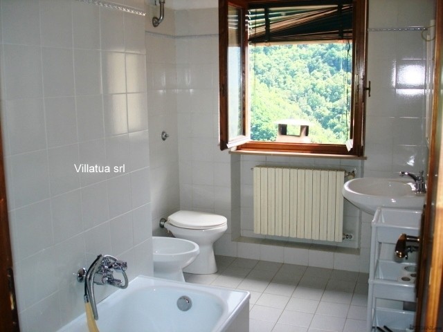 Village/town House - For Sale - Bagni..