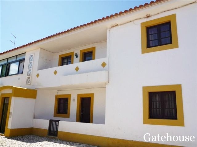 Algarve Bargain 3 Bed Apartment In Vila..