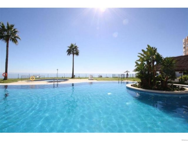 APARTMENT FOR SALE IN CALAHONDA - 2