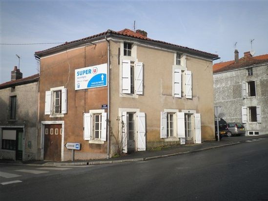 3 Bedroom House to Improve - 2