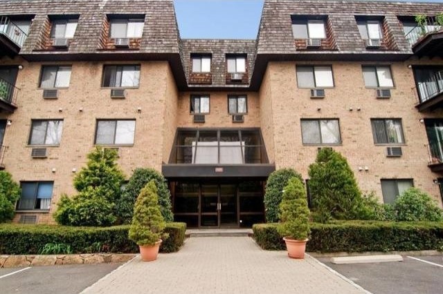 2 bedroom Condominium For Sale:..