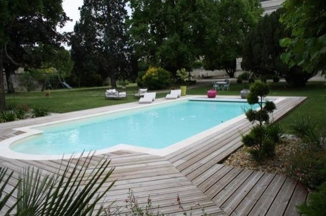 7 bedroom House For Sale: 16100 COGNAC - 2