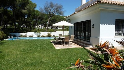 Villa - This detached cortijo style..