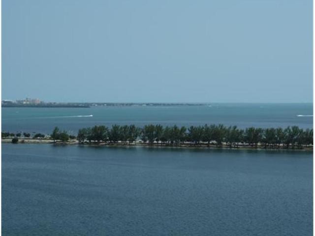 1 bedroom Flat For Sale: 1901 BRICKELL..