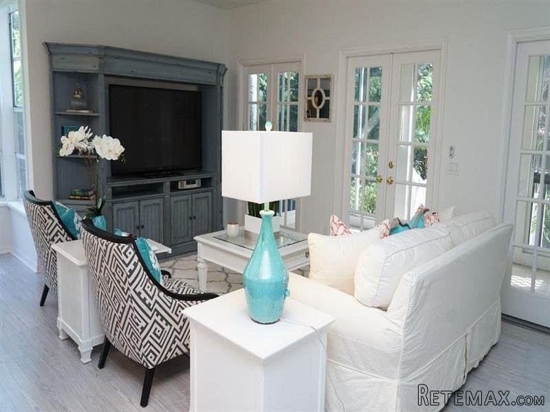 2 bedroom Flat For Sale: 1260 Palmetto.. - 2