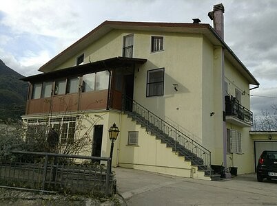 Large Villa in a beautiful panoramic..