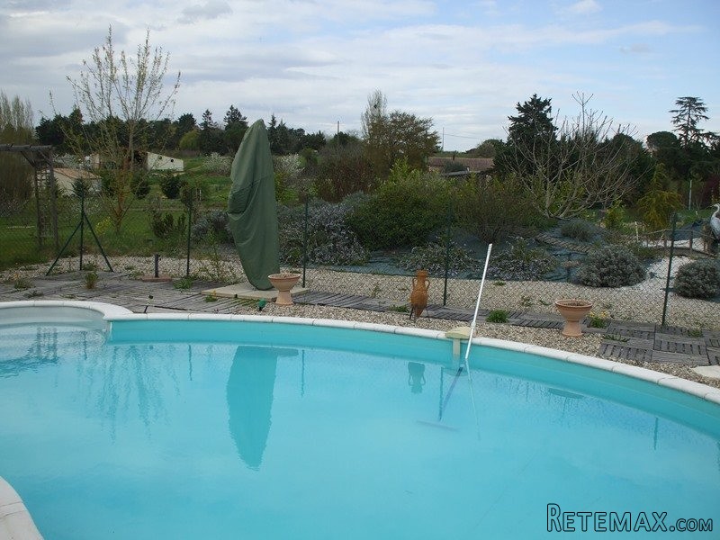 A 3 Bedroomed Property Close To.. - 2