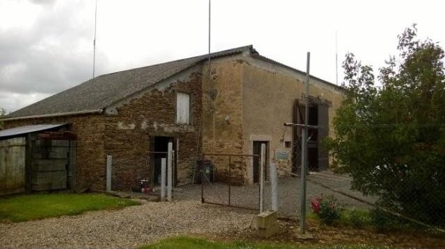End of quiet hamlet on 2992 m2 closed..