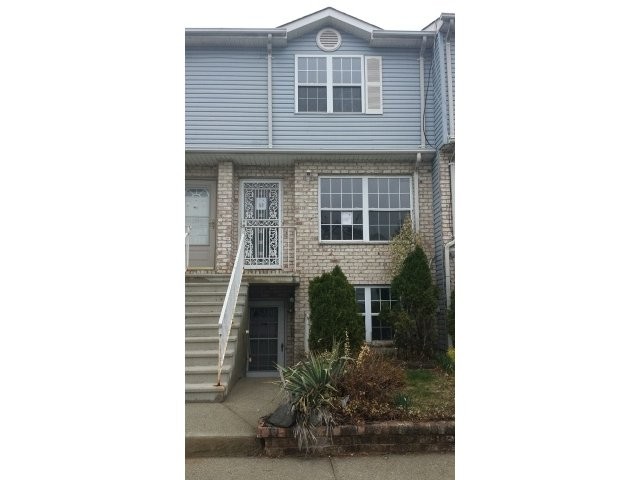 240 Pond Way Staten Island, NY, 10303..
