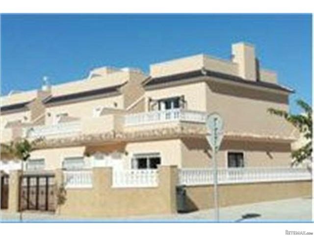 3 bedroom Villa For Sale: Semi Detached..