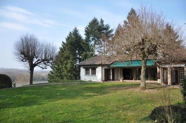 4 bedroom Character For Sale: 01600.. - 2