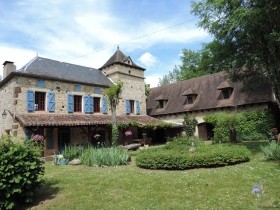 Attractive Perigourdine Farmhouse With..