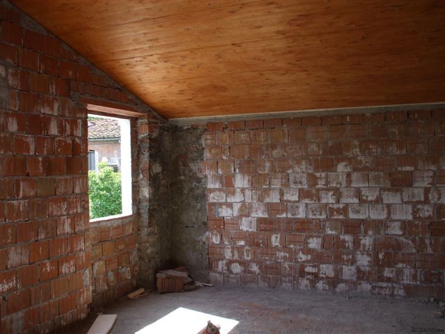 Village/town House - For Sale - East of..