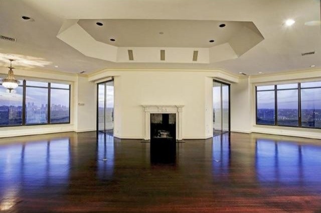 3 bedroom Apartment For Sale: 2121.. - 2