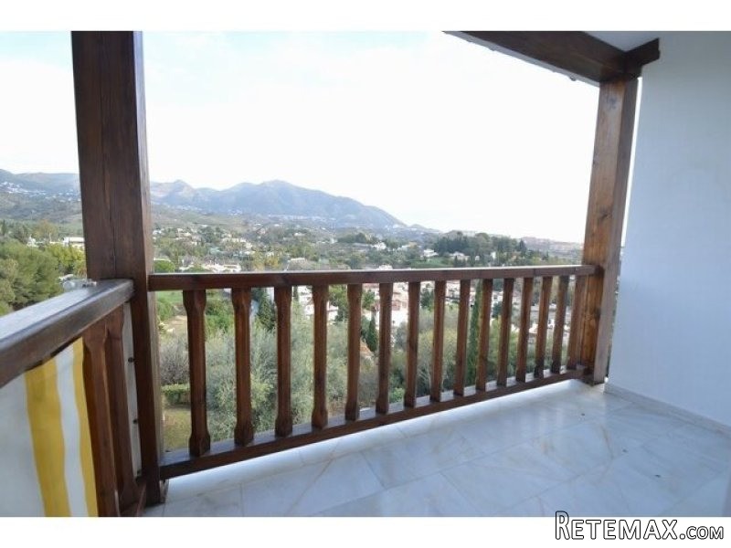 2 Bed Apartment for sale in Mijas Costa