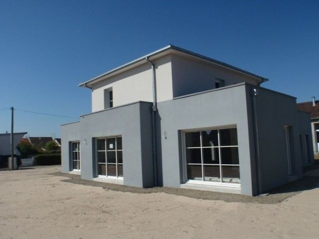 Brehal - House For Sale