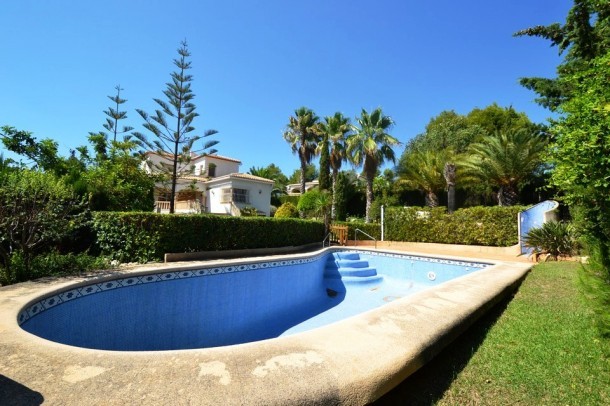 7 Bedrooms 6 Bathrooms Villa Javea -..