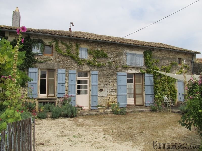 Village Stone House With Courtyard