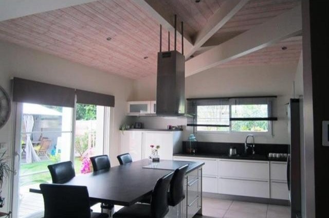 4 bedroom House For Sale: 33510 ANDERNOS - 2