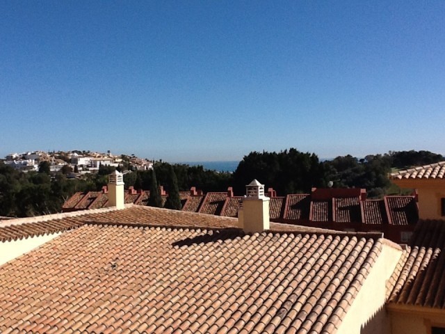 2 Bed Apartment for sale in Benalmadena.. - 2