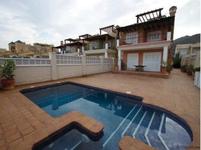 4 Bedrooms - Villa - Almeria - For Sale
