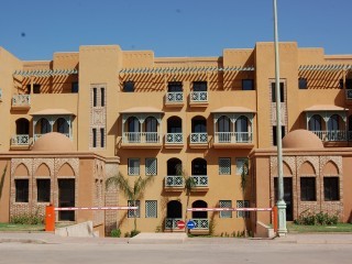 luxury apartment - 2 Bed - 2 Bath -..