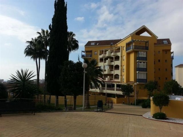 Apartment - parque de la paloma -..