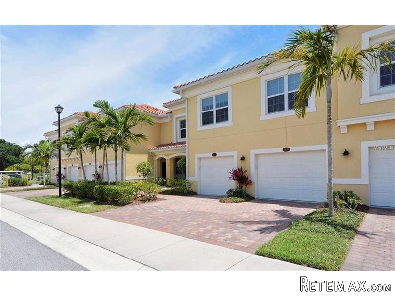 2 bedroom Town House For Sale: 81..
