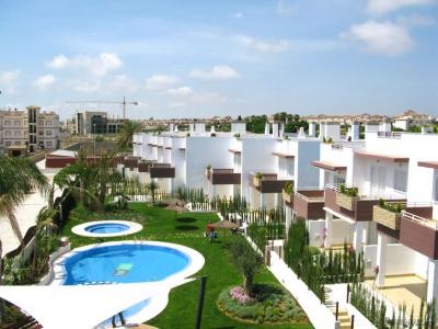 2 Bedrooms - Apartment - Alicante - For..