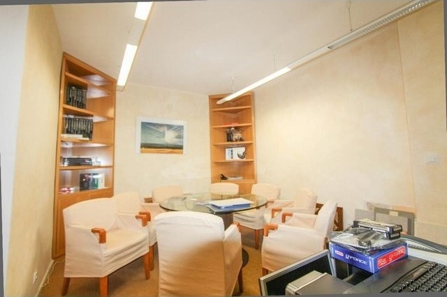 Commercial - nice office ,best location.. - 2