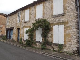 Spacious Village House In Good.. - 2