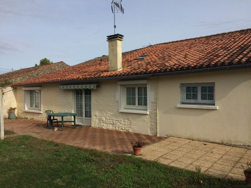 Stone House For Sale St Jean D Angely - 2