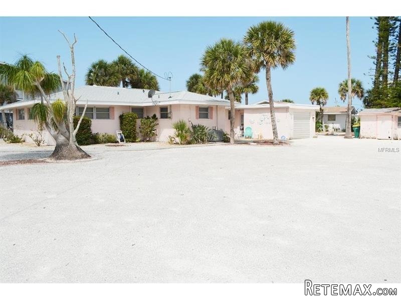 3 bedroom House For Sale: 2730 N Beach..