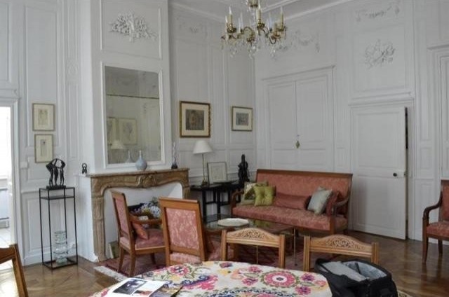 2 bedroom Flat For Sale: 17000 LA..
