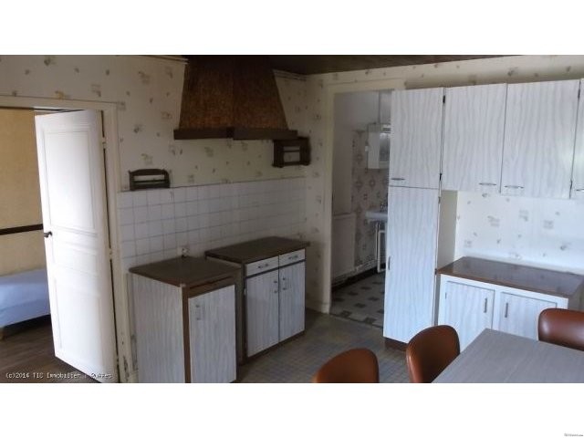 House to update in a quiet village.. - 2