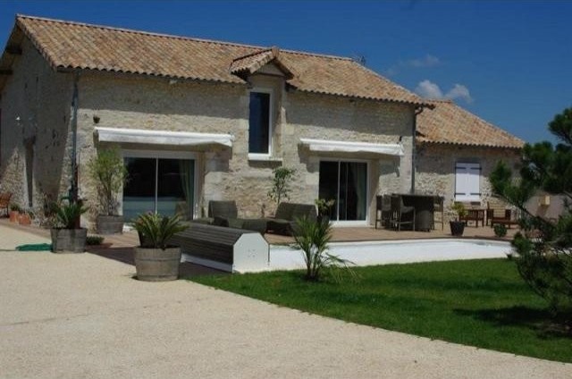 4 bedroom Character For Sale: 86410 A..